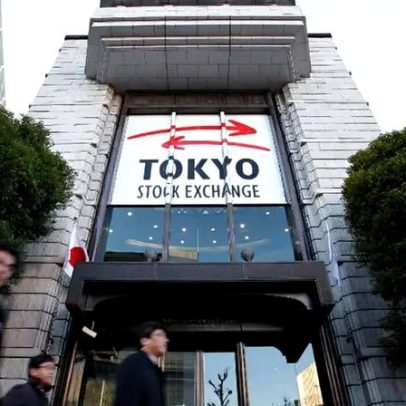 Índice Nikkei ultrapassa 70 mil pontos após decisão do banco central