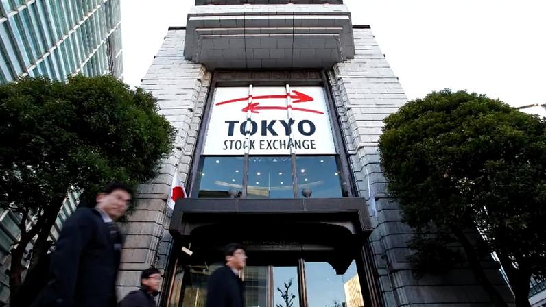 Fachada da Bolsa de Valores de Tóquio — Foto: Kiyoshi Ota/Bloomberg