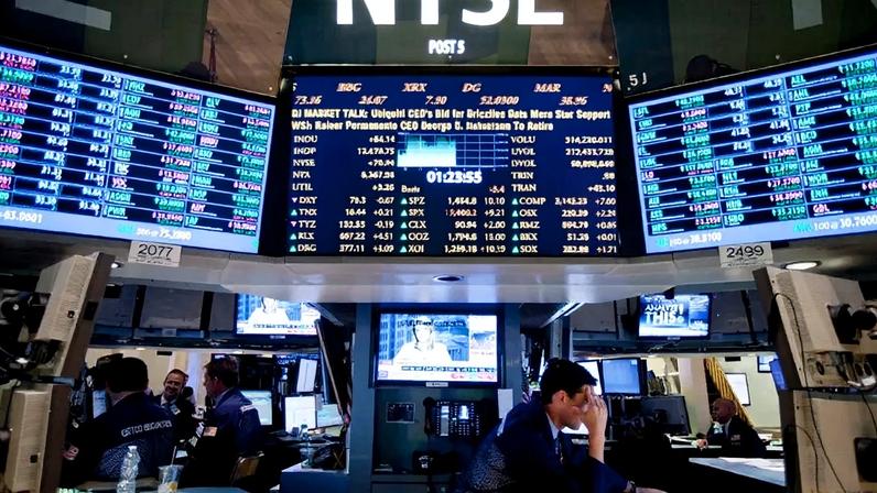 Bolsas de NY recuam com liquidação de ações de tecnologia — Foto: Jin Lee/Bloomberg