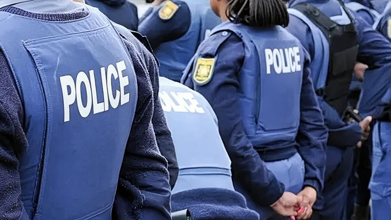Polícia da África do Sul investiga morte de dois moçambicanos