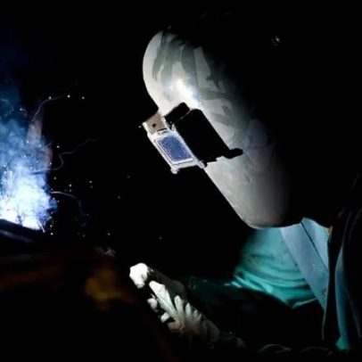 Indústria de SP cresce 0,9% em abril e impulsiona a média nacional, diz IBGE