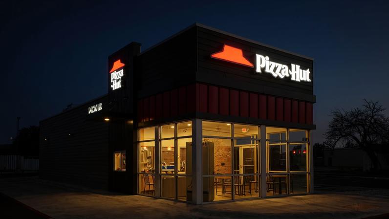 Pizza Hut é vendida por US$ 2,7 bi após queda de vendas e fechamento de 250 lojas