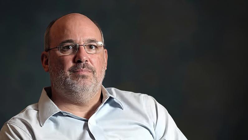 Fundos captam R$ 10,3 bi em maio, mas carteiras de crédito perdem R$ 6 bi