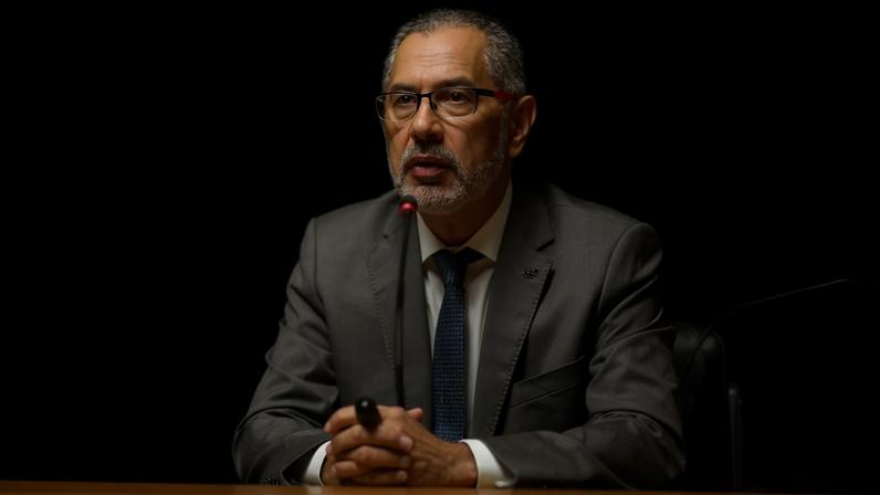 Chefe do Centro de Estudos Tributários e Aduaneiros do órgão, Claudemir Malaquias — Foto: Antônio Cruz/Agência Brasil