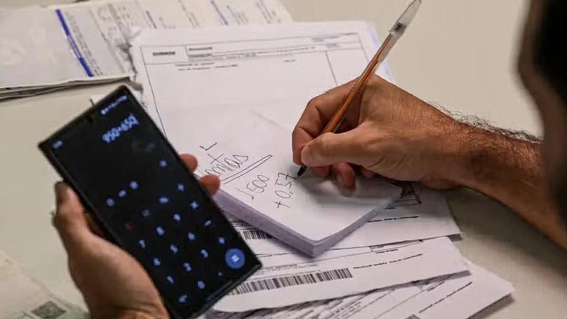 Conflito no Oriente Médio terá impacto de 1 ponto percentual no IPCA de 2026, dizem instituições no Questionário Pré-Copom — Foto: Joédson Alves/Agência Brasil