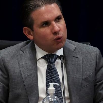 Motta convoca reunião de líderes para votar PL do fim da escala 6x1