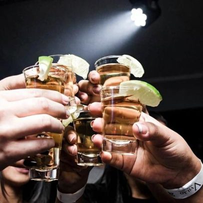 Tequila adulterada deixa 4 mortos e 38 intoxicados após festa no México