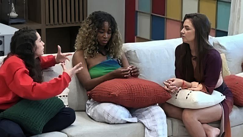 Andressa discute com Bianca e Mari após formação do Tá Na Reta