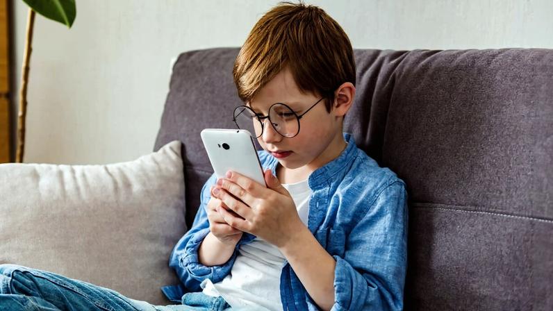 Inteligência artificial na infância: impactos e desafios