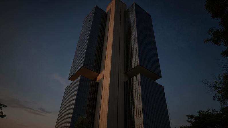 Copom afirmou que decisão de reduzir Selic para 14,25% é compatível com estratégia de convergência da inflação para ao redor da meta