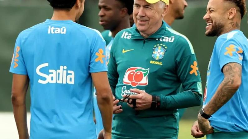 Neymar participou dos dois últimos treinos e está à disposição para o duelo com a Escócia