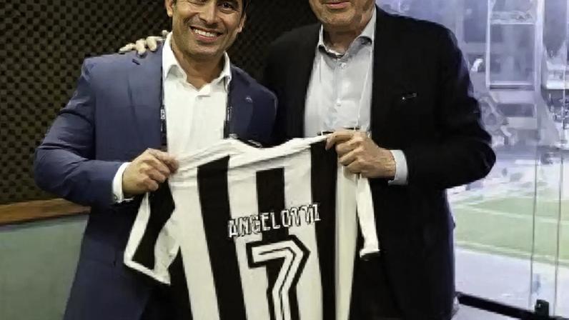 O ex-Botafogo pode chegar ao Santa Cruz.