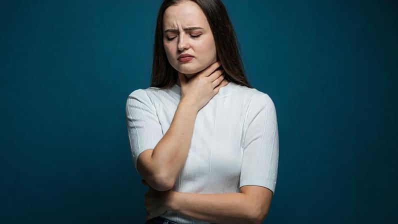 Garganta querendo inflamar? / Canva