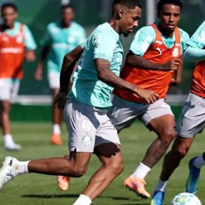 Palmeiras faz coletivo no CT; Vitor Roque segue cronograma