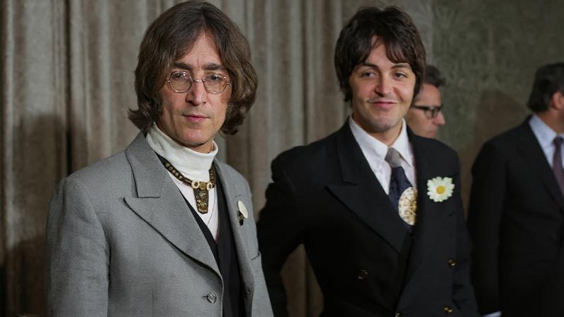 John Lennon e Paul McCartney em 1968