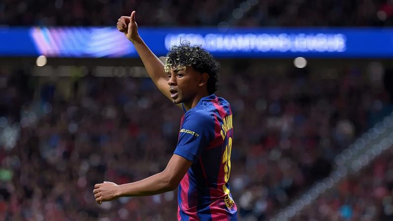 Lamine Yamal em partida contra o Atlético de Madrid