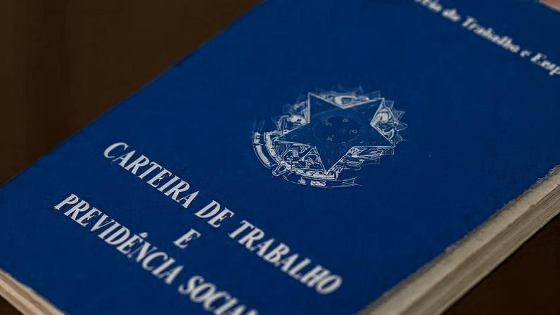 Carteira de trabalho.
