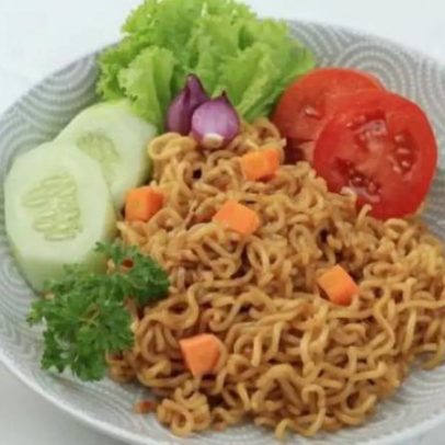 Macarrão instantâneo saudável: opção prática para dias corridos