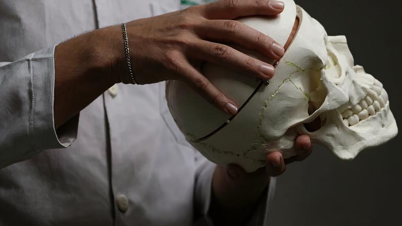 Avaliação federal de Medicina passa a ser feita a cada semestre