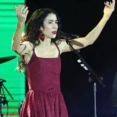 Marisa Monte não revela casa de apostas em show; equipe esclarece rumores