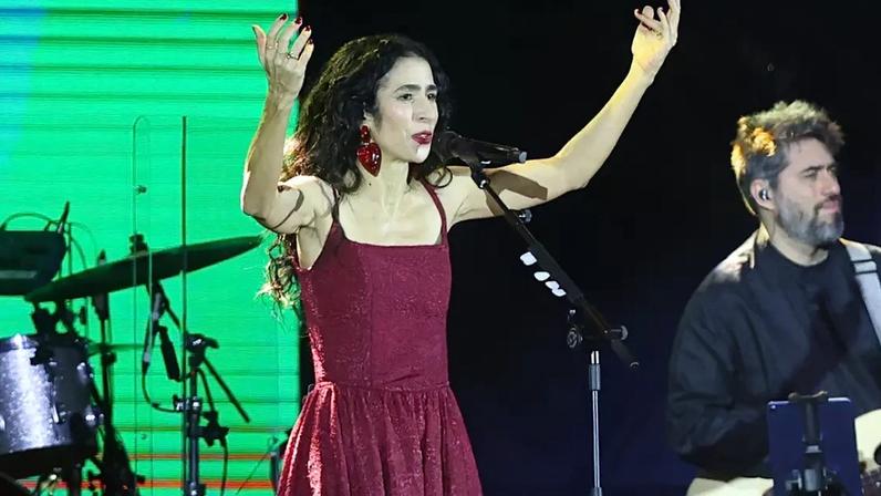 Marisa Monte recusou divulgar casa de apostas em show? Equipe quebra silêncio e explica rumores: 'Quem passa informação...'.