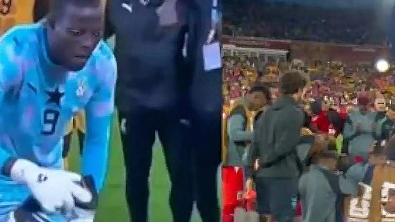 Seleção de Gana e a Seleção do Panamá foram vistas reunidas e orando