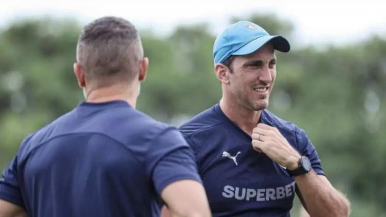 Hulk deve estrear pelo Fluminense em amistosos de intertemporada –