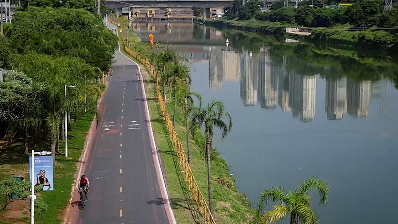 Parque Linear Bruno Covas, às margens do Rio Pinheiros, é gerido pela Emae.