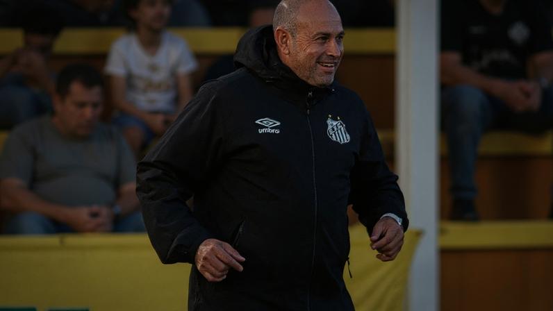 Rogério Maia em seus tempos de Santos –