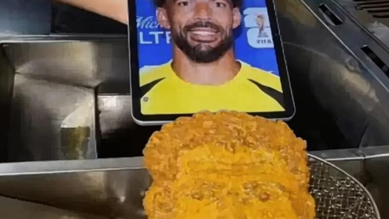 Vozinha está com tudo nesta Copa e até os rivais reconhecem seu carisma –