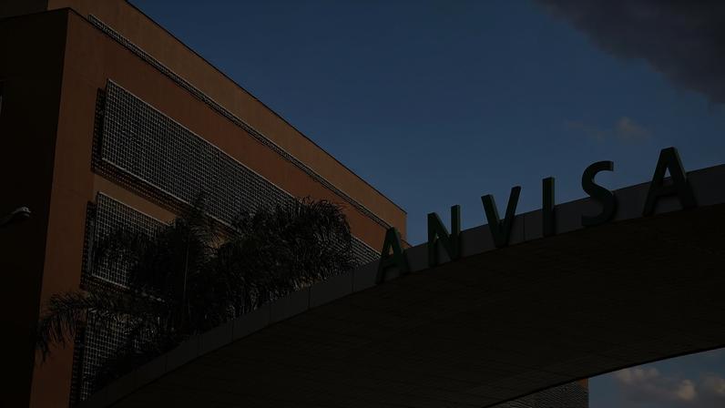 Fachada do edifício sede da Agência Nacional de Vigilância Sanitária (Anvisa).