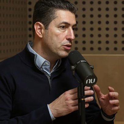 Nubank anuncia saída de diretor financeiro Guilherme Lago e aponta substituto