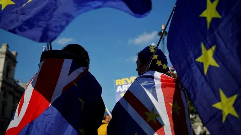 Manifestação contra o Brexit em frente ao Parlamento, em Londres, em 22 de outubro de 2019.