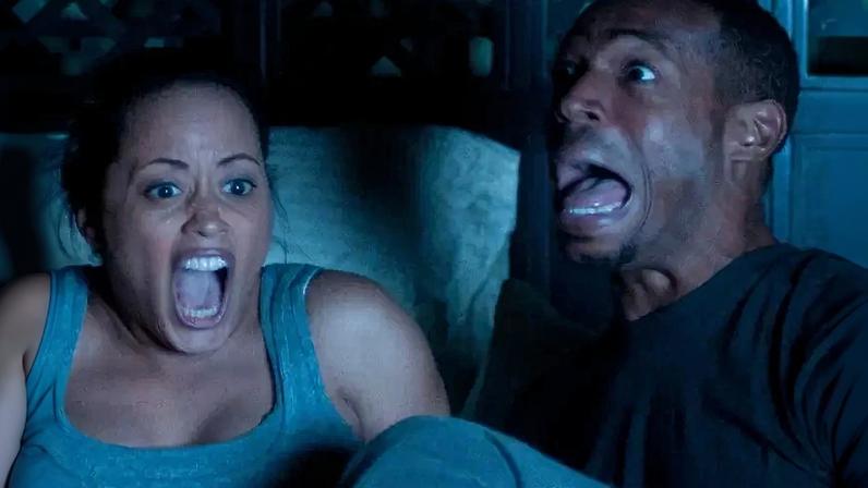 Saí de 'Todo Mundo em Pânico 6' querendo mais: encontrei esses 5 filmes no streaming na mesma pegada que me fizeram rir sem parar.