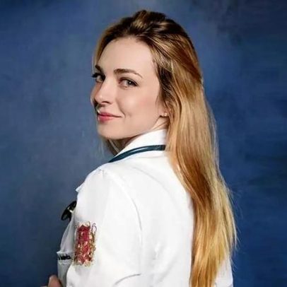 Isabella luta para concluir medicina com vaquinha para a faculdade