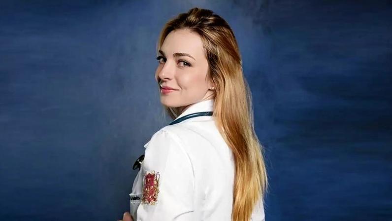 A luta de Isabella para continuar sua formação em medicina com vaquinha para faculdade