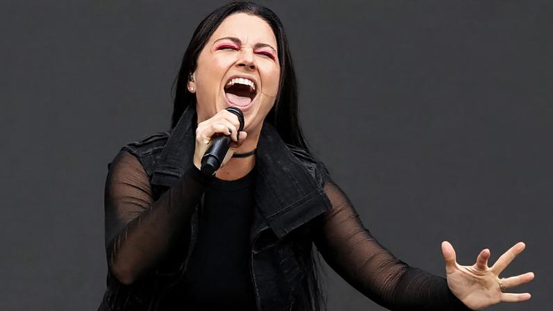Amy Lee, vocalista do Evanescence, em 2025