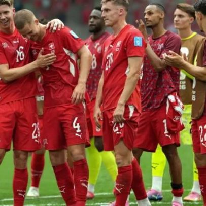 Suíça vence Canadá e lidera o Grupo B; Bósnia fica em 3º