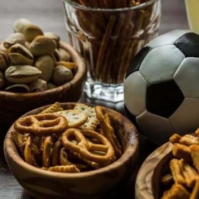 Cinco receitas rápidas para reunir a torcida na Copa