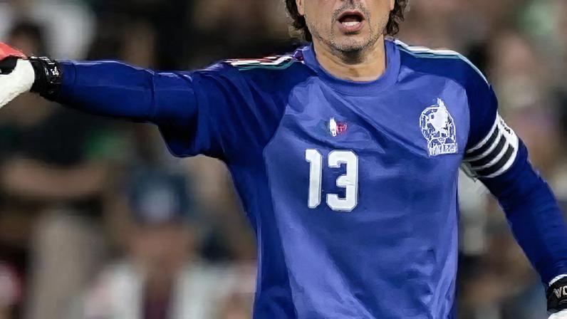 Símbolo da seleção mexicana em diversas edições de Copa do Mundo, Guillermo Ochoa continua sendo uma referência