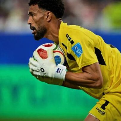 Espanha elimina Uruguai; Cabo Verde avança como estreante