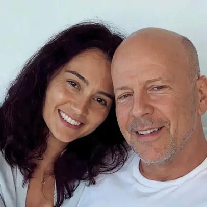 Esposa de Bruce Willis fala sobre dificuldades de cuidar do ator com demência