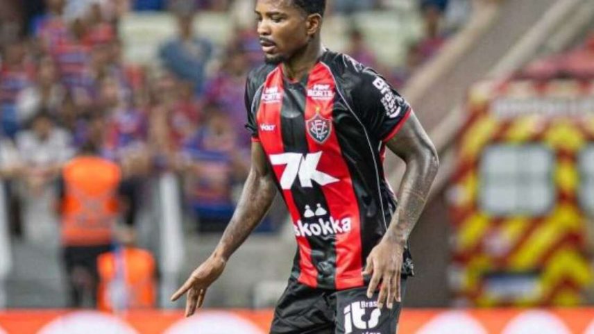 Cacá chegou ao Vitória nesta temporada –