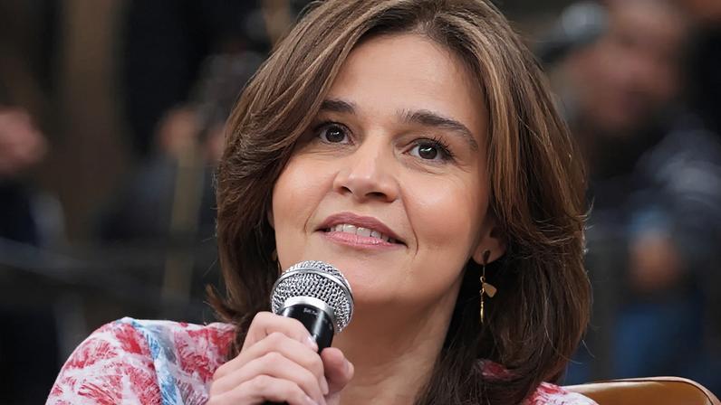 Paguei Imposto de Renda e nem precisava: Lei no Brasil permite não pagar ao Leão. Saiba quando - foto ilustrativa de Claudia Rodrigues, diagnosticada com esclerose múltipla, uma das doenças citadas na lei.