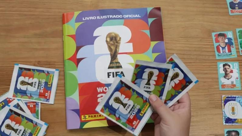 Trocar figurinhas da Copa vai além da diversão e contribui para o desenvolvimento infantil