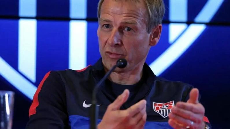 Jurgen Klinsmann aposta que o Brasil conquistará a taça da Copa do Mundo.