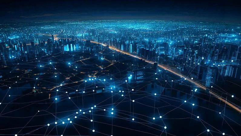 Eletronet avança em infraestrutura digital com expansão de fibra óptica e Edge Data Centers.
