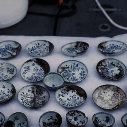 Naufrágio de 275 anos revela porcelanas chinesas intactas no mar da Noruega