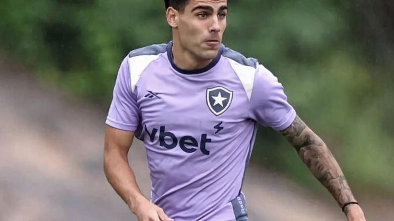 Lucas Villalba ainda não se firmou no Botafogo –