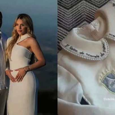 Grávida Gabriely Miranda mostra roupinha de bebê para Endrick na Copa